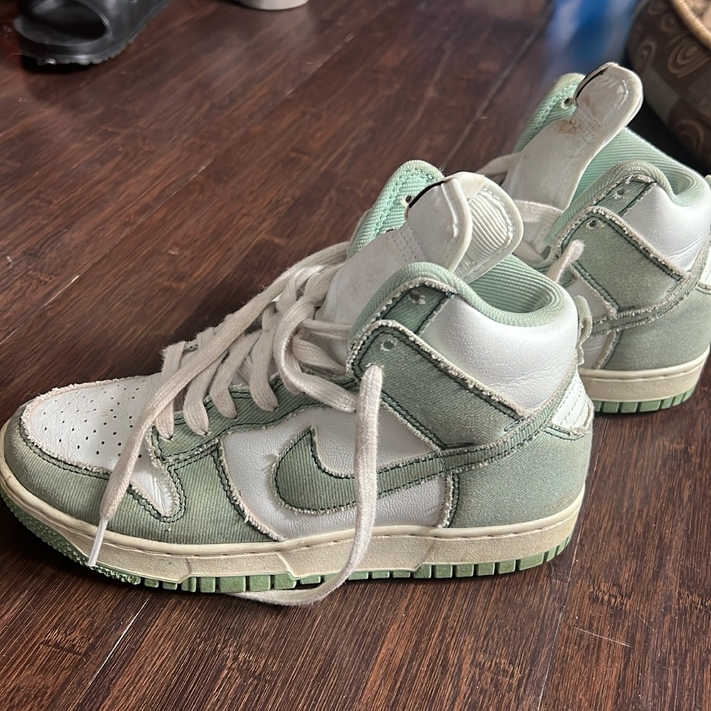 Girls Nike